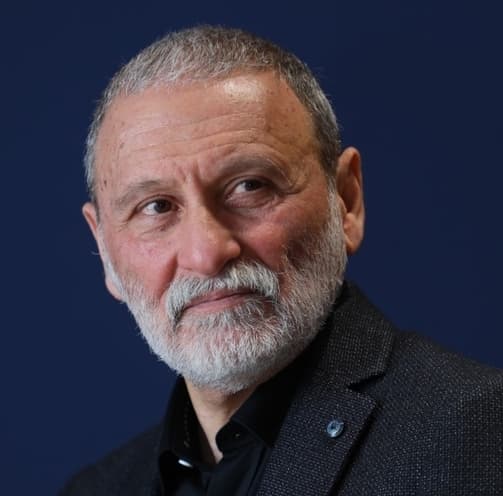 Aydın Talıbzadə - ŞƏRQ İNTİBAHI: DOĞRULAR VƏ YALANLAR  YAXUD  ŞƏRQ – QƏRB DİXOTOMİYASININ RENESSANS ZƏNCİRİ