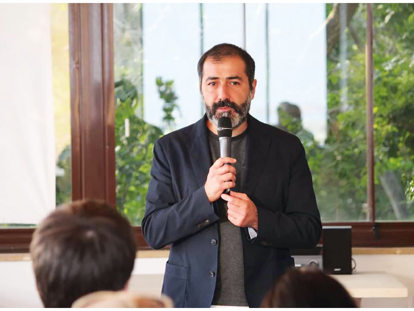 Современная драматургия в Азербайджане: где она?