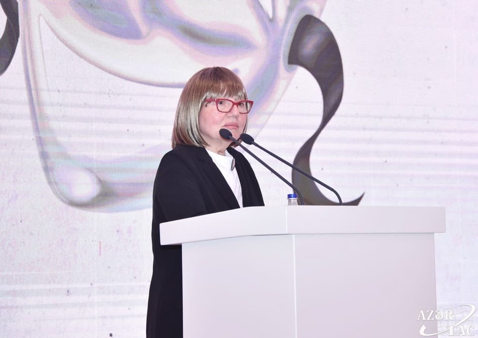 Məryəm Əlizadə - Yeni dövrün teatrına doğru...