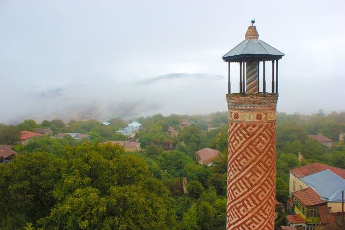  Aydın Talıbzadə- DİLİN TANITDIĞI MÜQƏDDƏS ŞUŞA