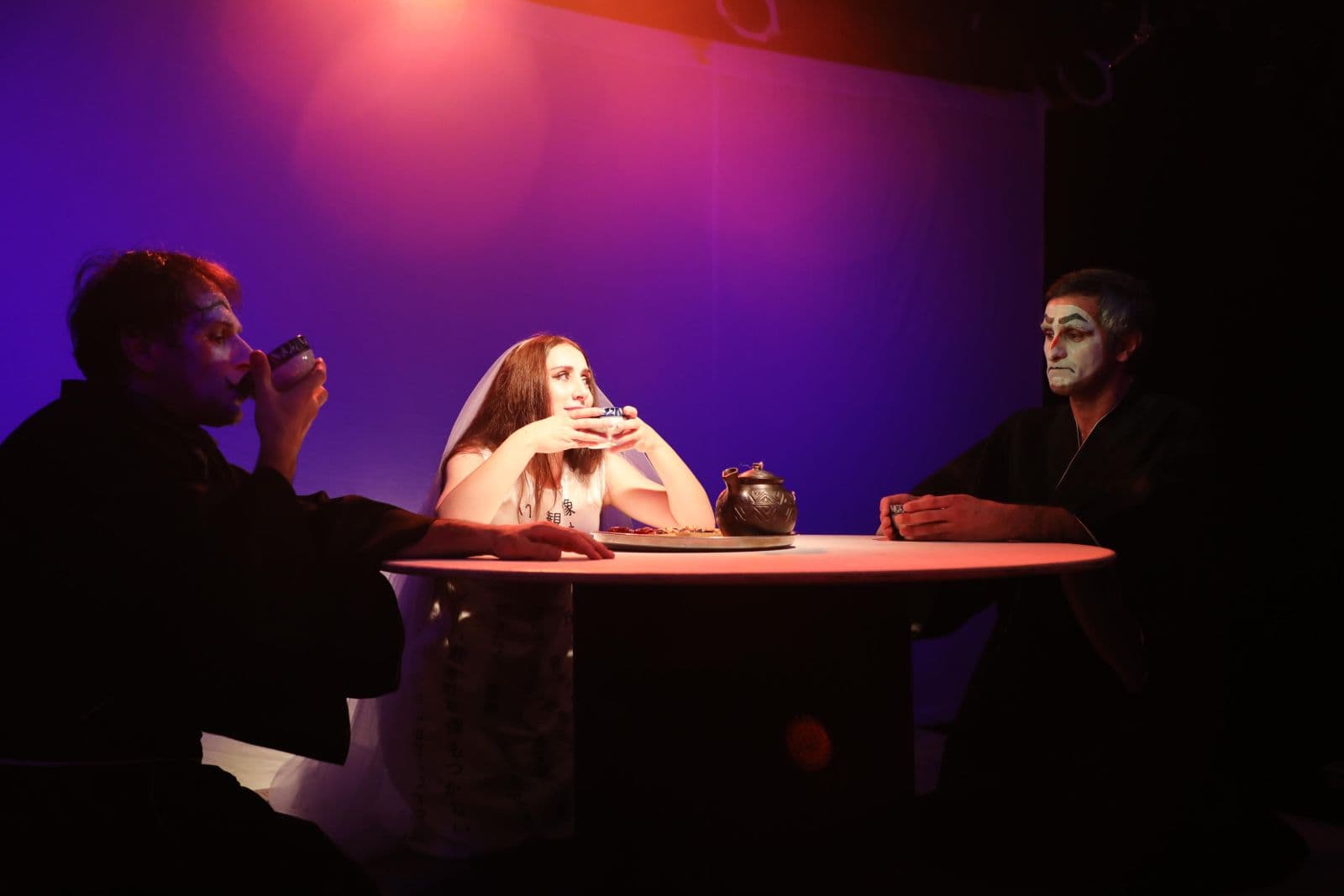 Aydın Talıbzadə - GÜLÜŞ AKADEMİYASININ QARĞALARI  VƏ YAXUD USTAD TURP