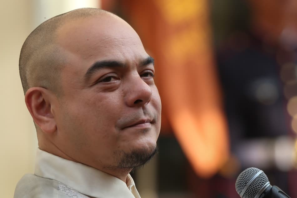 Teatr ənənəsi üfüqidir - Karlos Seldran