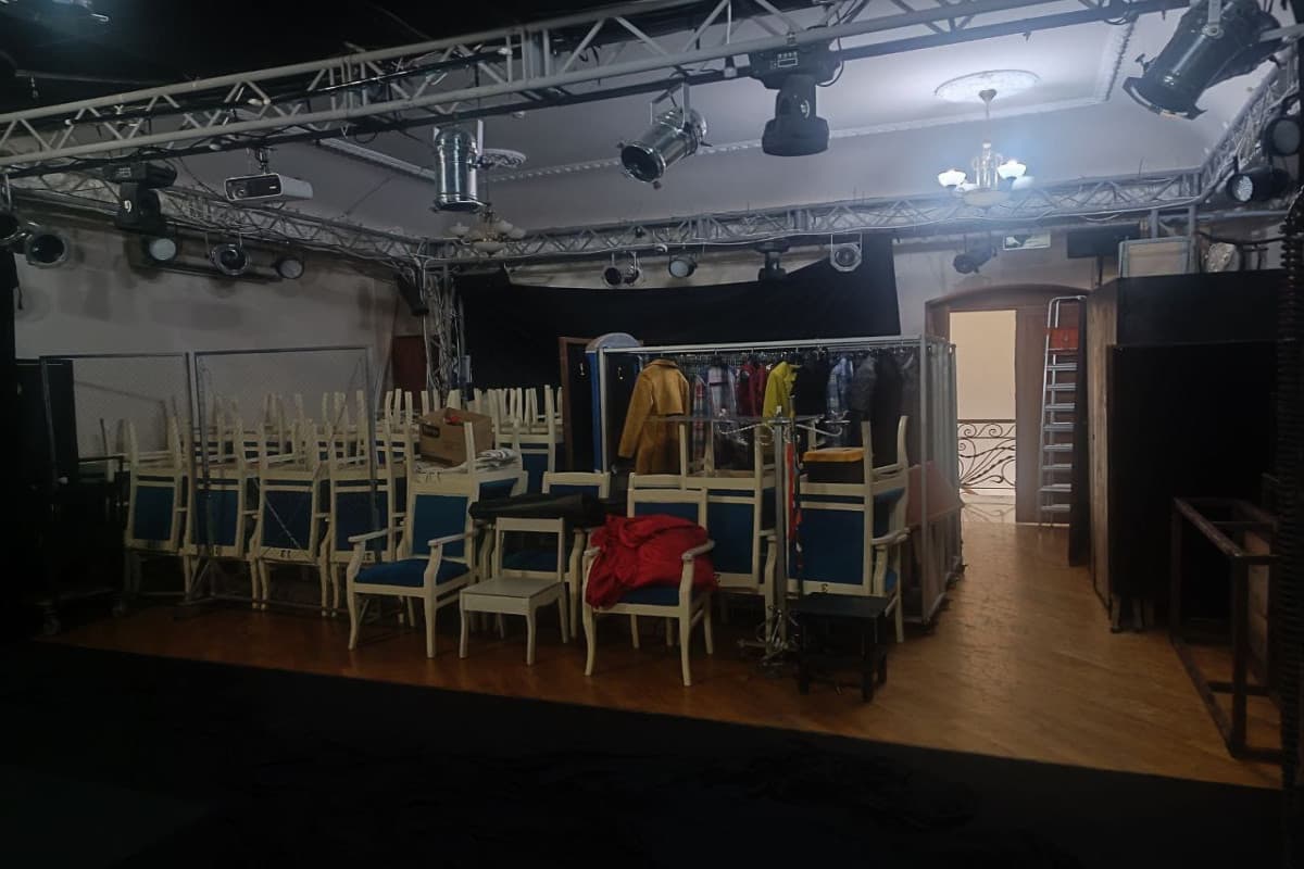 İlkin Tağıyev - Bu teatrda hər kəsin hüququ pozulur - Sığınacaqda nə qədər yaşamaq olar?