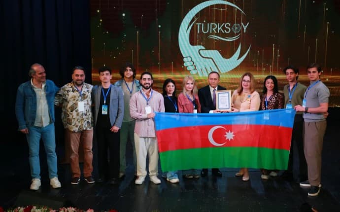 Mədəniyyət və İncəsənət Universiteti “TÜRK DÜNYASI” III Beynəlxalq Tələbə Teatrları Festivalında uğurla təmsil olunub