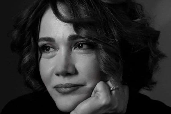 Mehriban Zəki: BİZ ONUN YARATDIĞI TEATRIN ZƏRRƏCİKLƏRİYİK