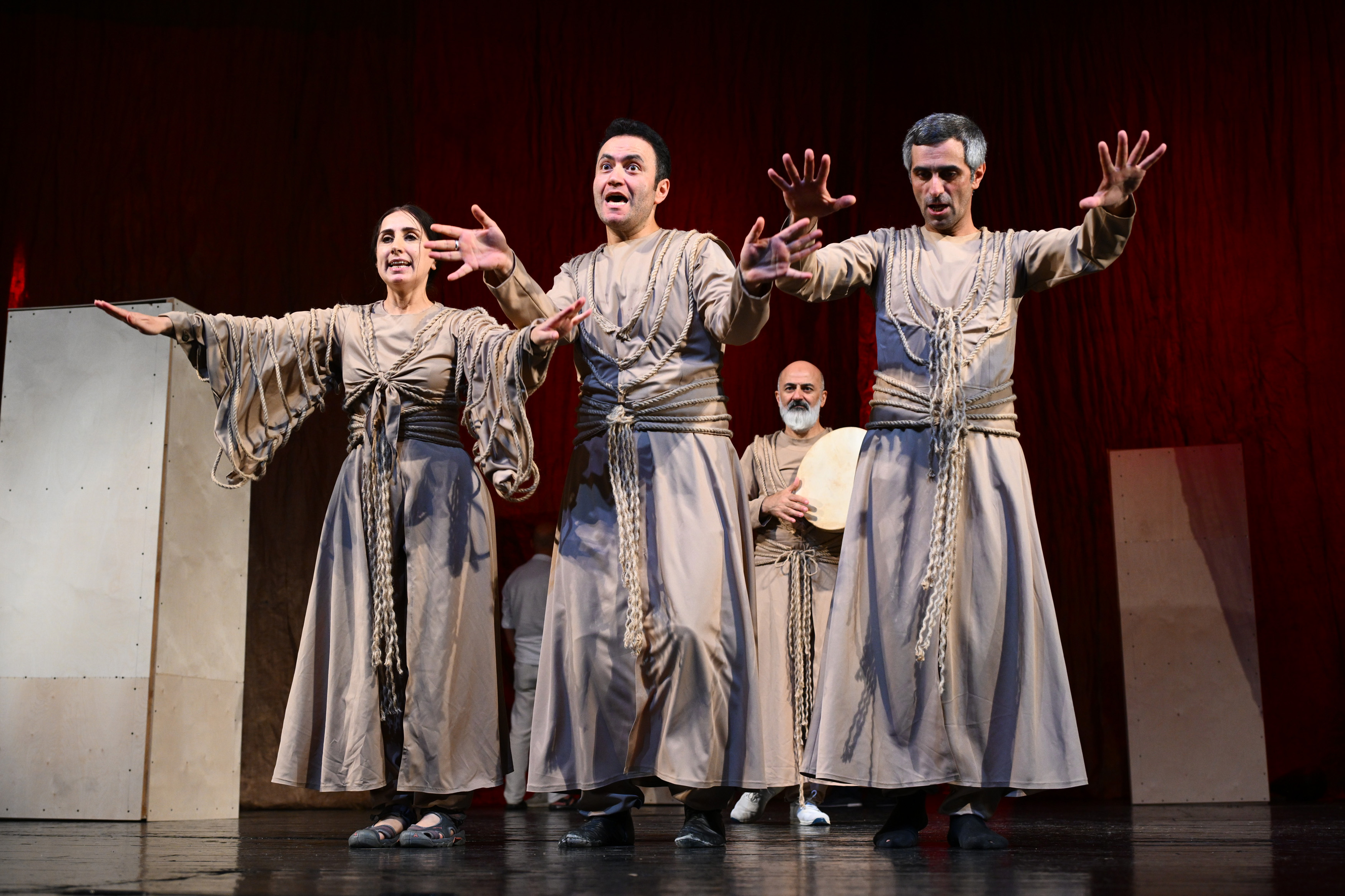 “Mən – Dədə Qorqud: Epizod 1 Başlanğıc” tamaşasının premyerası keçirilib