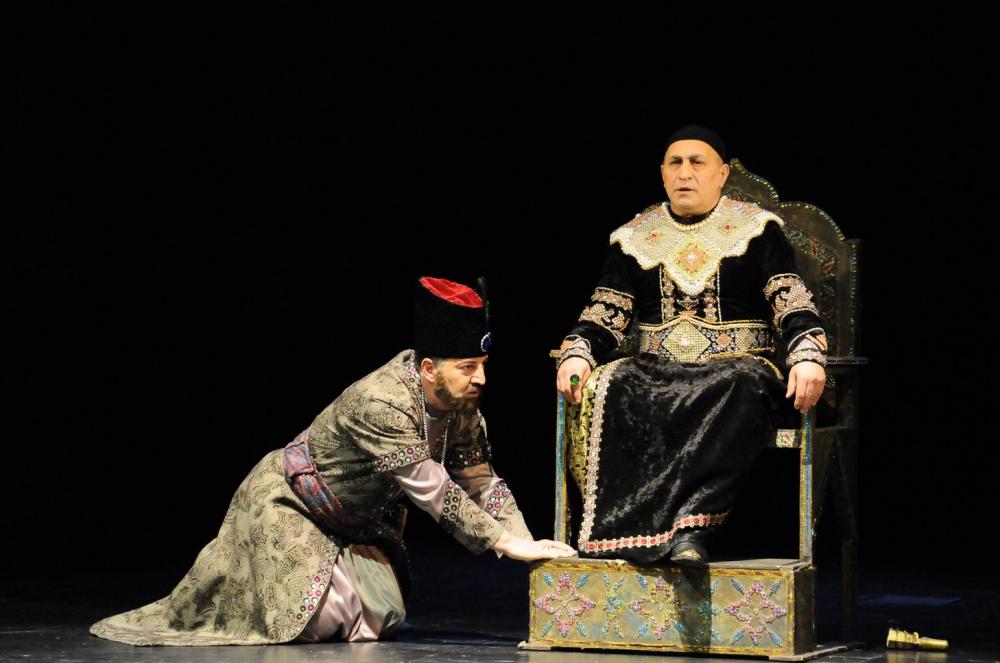 Teatrların həftəlik repertuarı (13 - 19 dekabr)