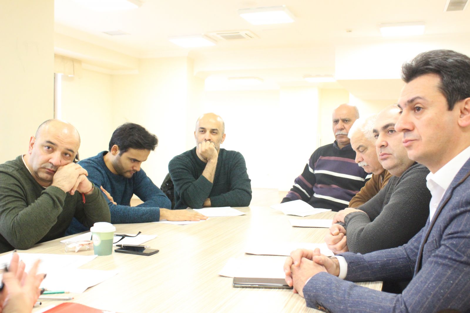 Musiqili Teatrda “Çarəsiz sərnişinlər” yola çıxdılar